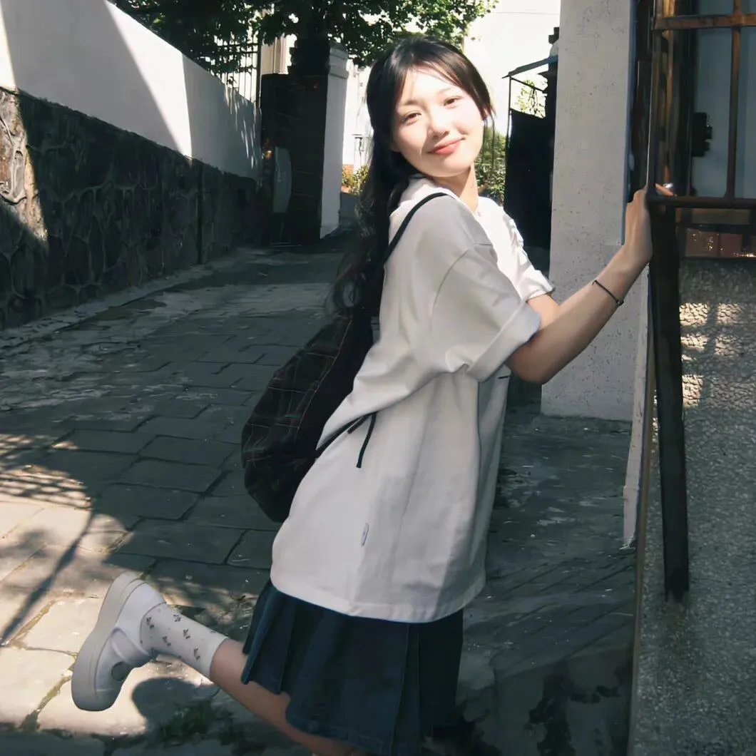 盲少爷的小女仆2023